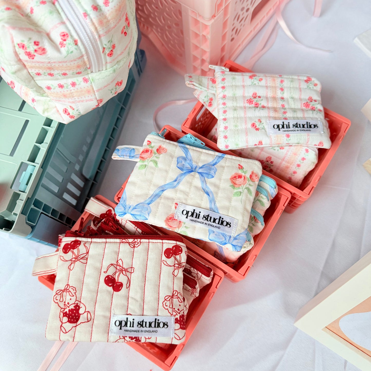 Cosy mini pouch