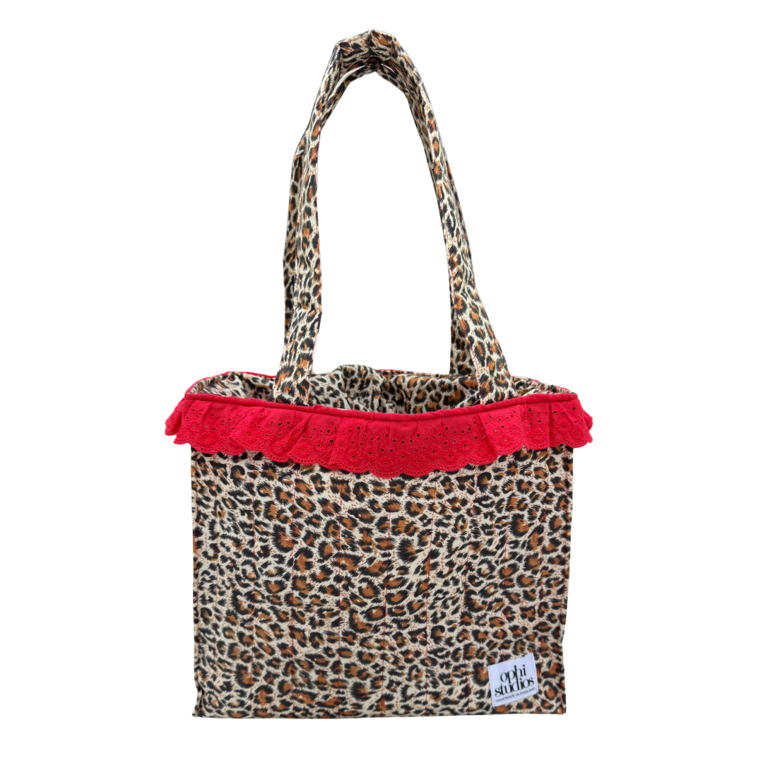Leo Red Tote Bag