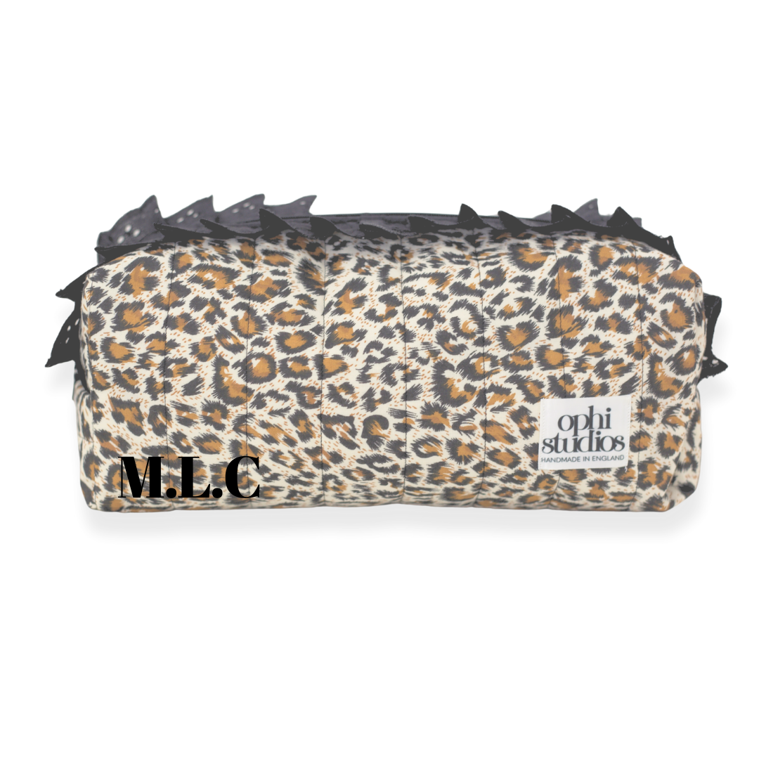 Leo Black AirWrap Bag