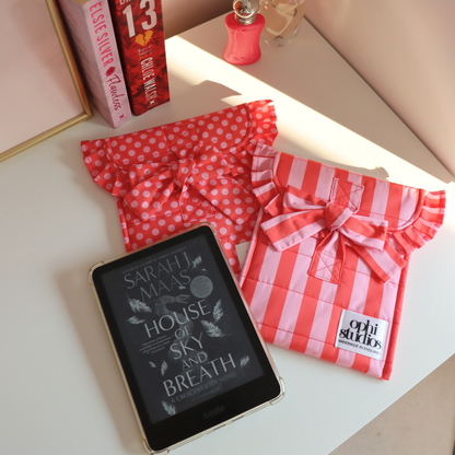 Pink & Red Polka Dot Tie Tech Sleeve