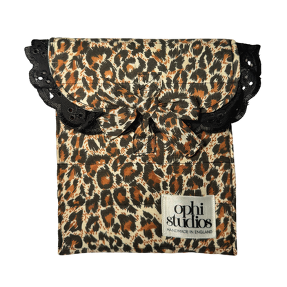 Leo Black Tie Tech Sleeve