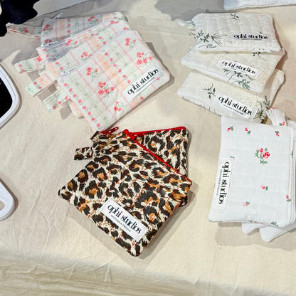 Leo mini pouch