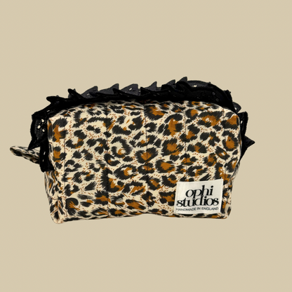 Leo Black Make-up Bag