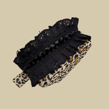 Leo Black Make-up Bag