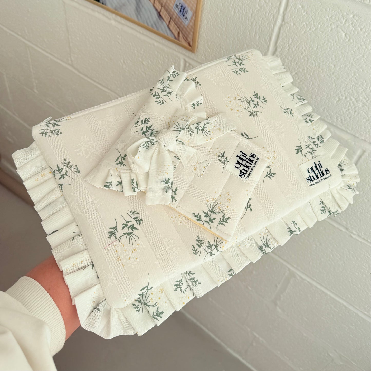 Maisy Tie Tech Sleeve