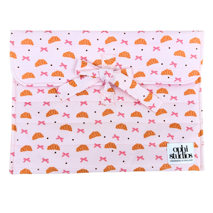 Croissant Kiss Tie Tech Sleeve